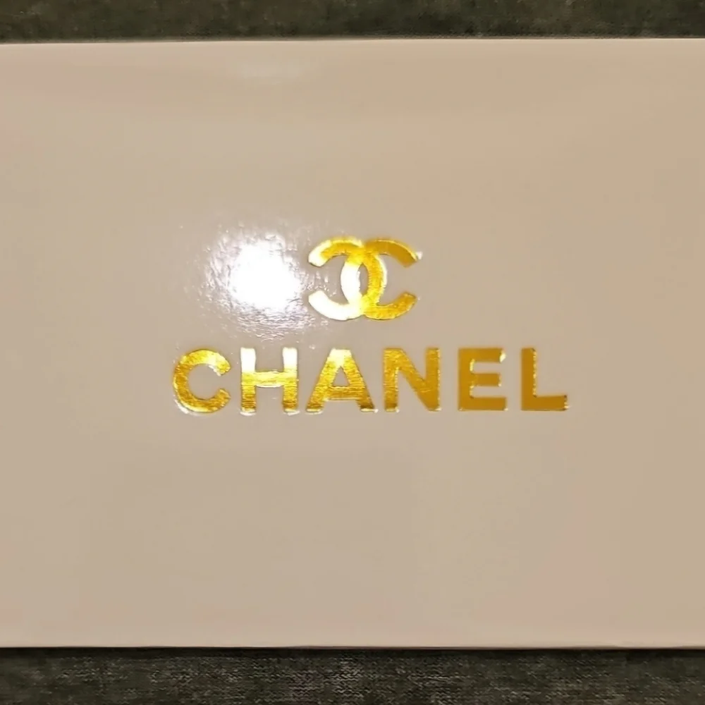 Chanel Black Slim Card Case with Mirror - Picture 3 of 3